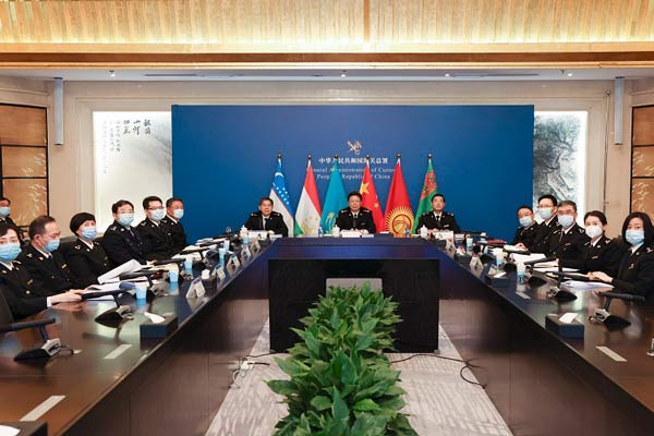 “中国—中亚五国”海关署长首次会晤以视频方式举行，宣布“中国—中亚五国”海关署长会晤机制正式建立