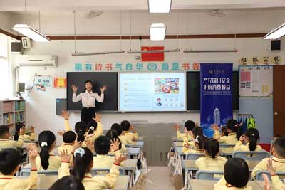 玩具安全无小事 海关护航伴成长（图）