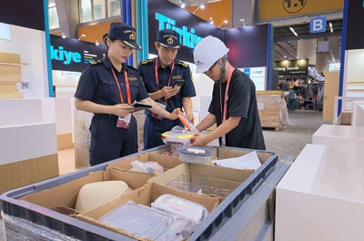 广交会进境展品首次实现&ldquo;到馆查验&rdquo;（图）