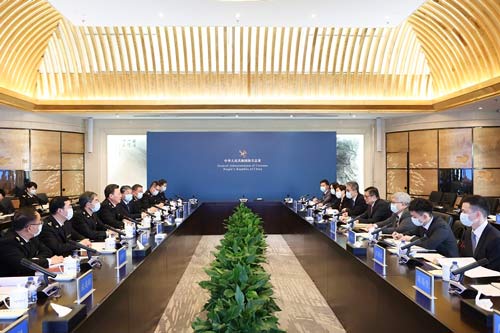 海关总署署长俞建华会见香港纪律部队文化交流团代表 海关总署署长俞建华会见香港纪律部队文化交流团代表