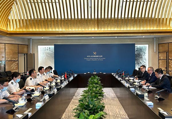 海关总署党委委员赵增连在署会见白俄罗斯农业和食品部副部长并在多个议题充分交换了意见