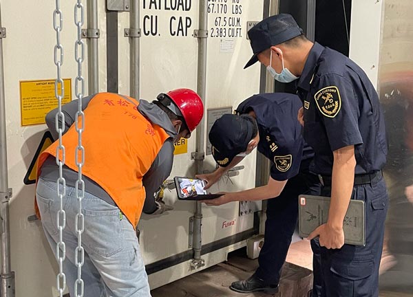中老铁路通车运营18个月 昆明海关累计监管验放进出口货运总量突破400万吨 中老铁路通车运营18个月 昆明海关累计监管验放进出口货运总量突破400万吨