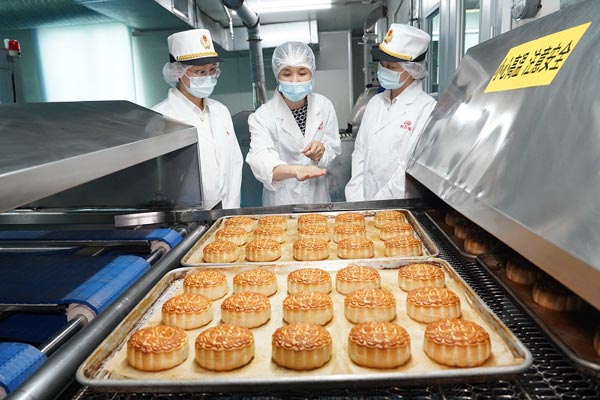 广式月饼飘香海外 广式月饼飘香海外