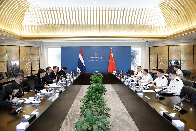 海关总署副署长吴海平在署会见泰国贸易代表猜·瓦差隆