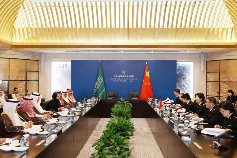 海关总署署长孙梅君会见沙特阿拉伯环境水利农业大臣阿卜杜拉赫曼·法杜里 海关总署署长孙梅君会见沙特阿拉伯环境水利农业大臣阿卜杜拉赫曼·法杜里