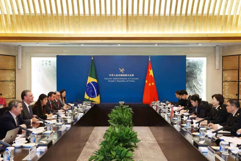 海关总署署长孙梅君会见巴西农业和畜牧业部部长卡洛斯·法瓦罗 海关总署署长孙梅君会见巴西农业和畜牧业部部长卡洛斯·法瓦罗