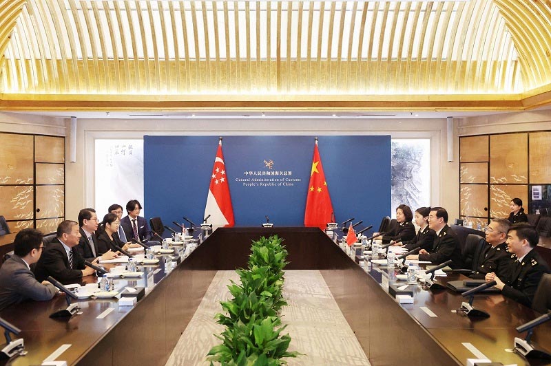 7月15日上午,海关总署副署长赵增连在署会见新加坡永续发展与环境部常任秘书罗家良 7月15日上午,海关总署副署长赵增连在署会见新加坡永续发展与环境部常任秘书罗家良
