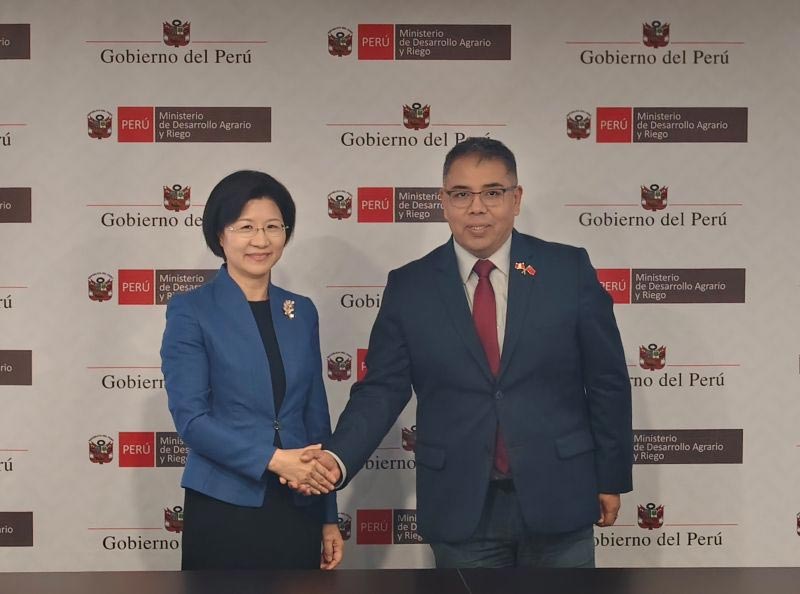 孙梅君署长会见秘鲁农业发展与灌溉部部长库诺 孙梅君署长会见秘鲁农业发展与灌溉部部长库诺