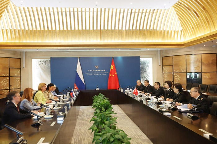 海关总署署长孙梅君会见俄罗斯农业部部长卢特 海关总署署长孙梅君会见俄罗斯农业部部长卢特