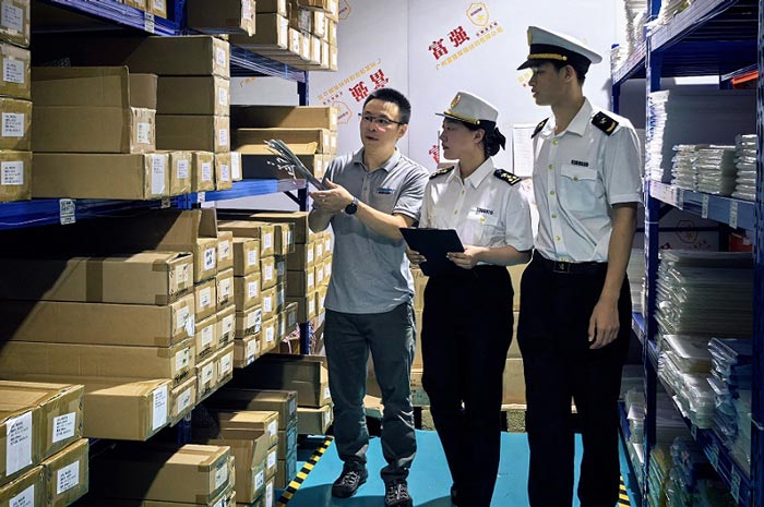 关员到黄埔综保区保税维修企业调研 关员到黄埔综保区保税维修企业调研