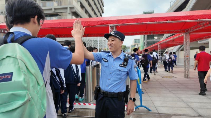 坪山公安圆满完成2026高考安保任务 坪山公安圆满完成2026高考安保任务