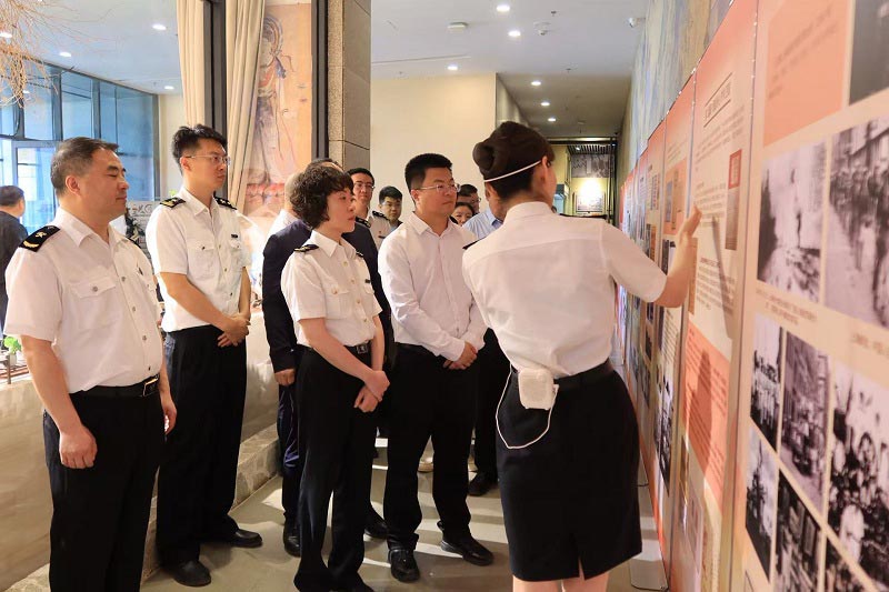 中国海关博物馆走进敦煌玉门关为敦煌机场海关开展“送展边关行”活动 中国海关博物馆走进敦煌玉门关为敦煌机场海关开展“送展边关行”活动