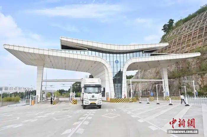 全国首个知识型保税区-广州知识城综合保税区在广州市黄埔区正式封关运作 全国首个知识型保税区-广州知识城综合保税区在广州市黄埔区正式封关运作